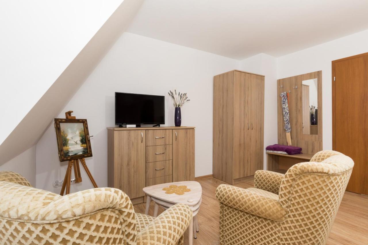 Apartamenty I Stylowe Pokoje Pobierowo Exterior foto